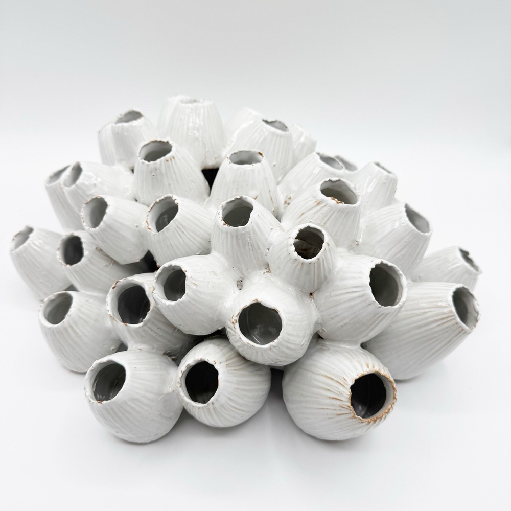 Vtg Tozai Home Ceramic Flowering Tube Barnacle Vase/Sculpture La Mer Collection